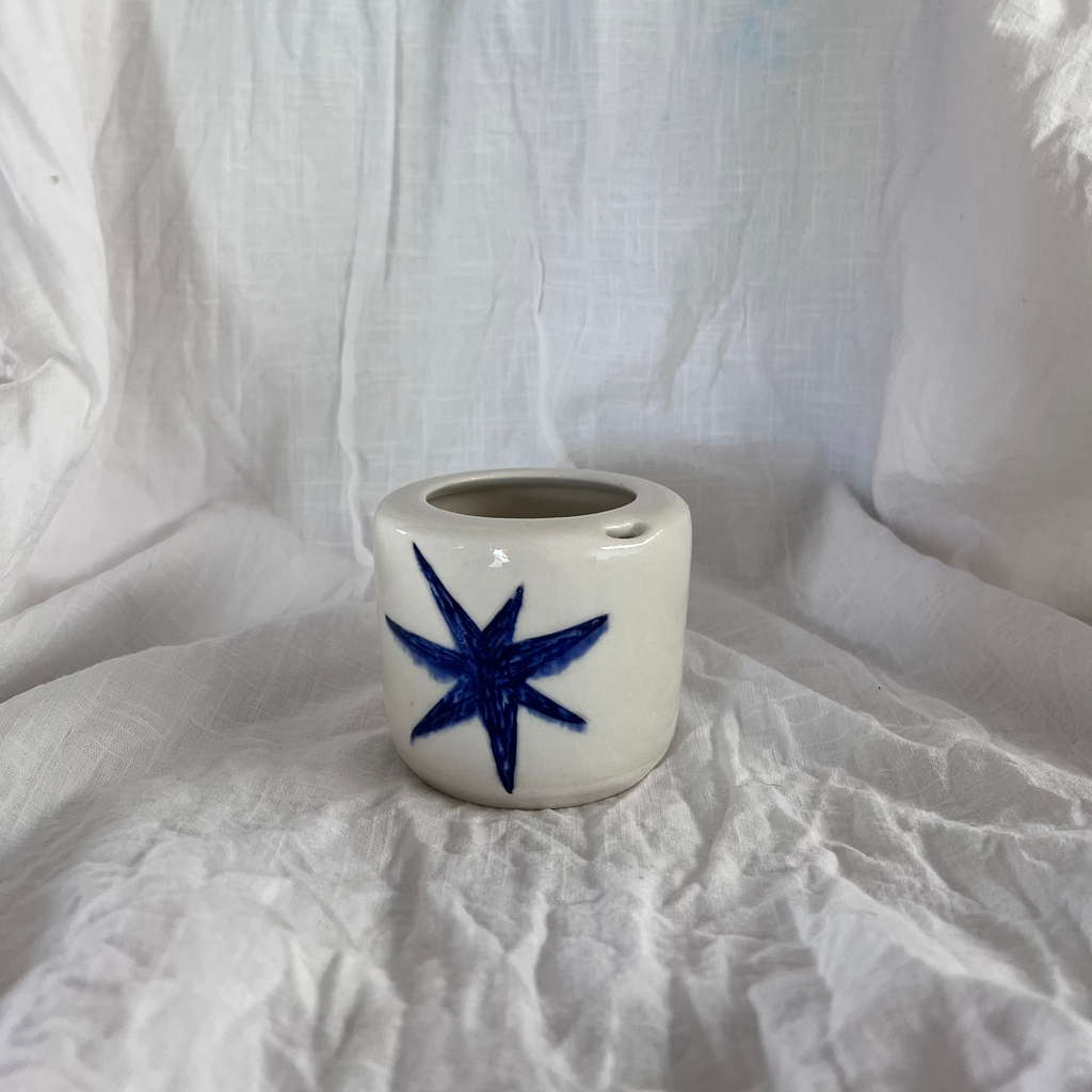 white-blue-star-ceramic-coffee-mug-paint-workshop